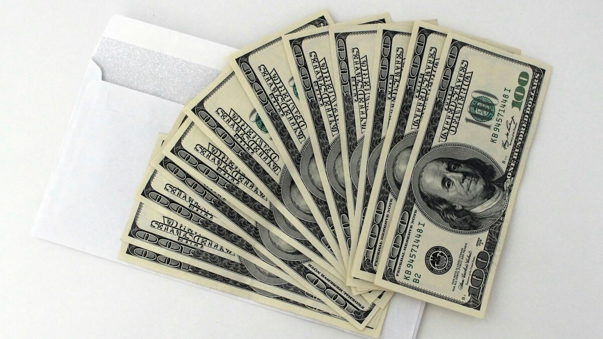 Szarlatani bezkarnie oferują „leczenie” raka za wysokie kwoty