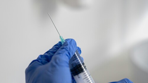 Sanepid ostrzega: liczba nowych zakażeń wzrosła aż trzykrotnie